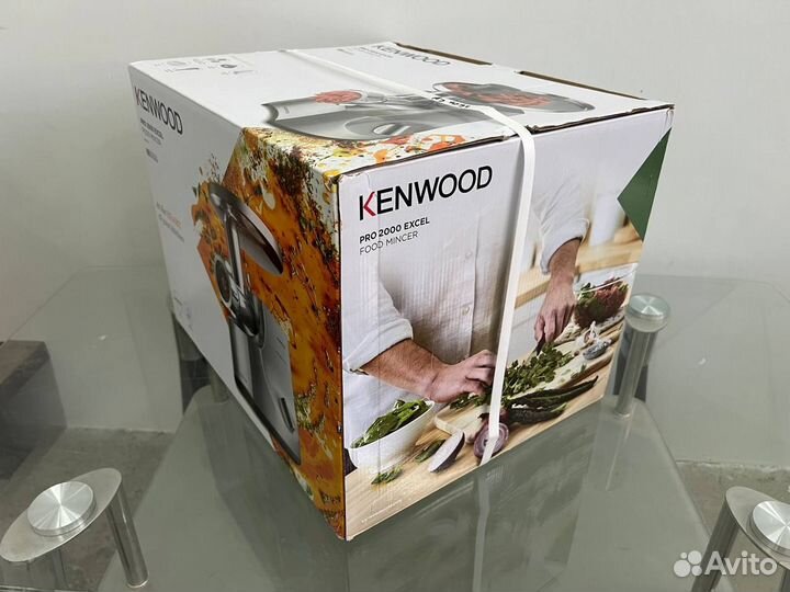 Мясорубка Kenwood MG700