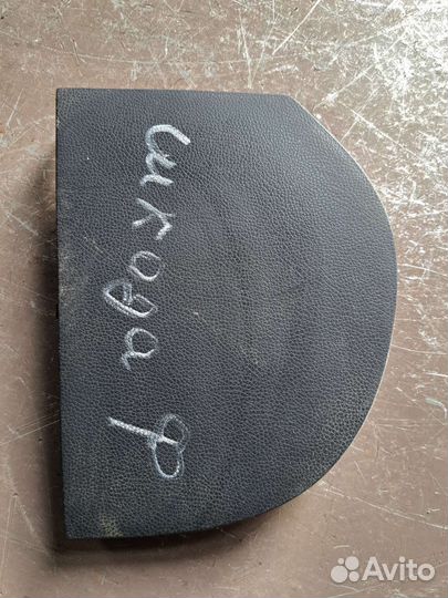 Накладка торпеды боковой Skoda Fabia