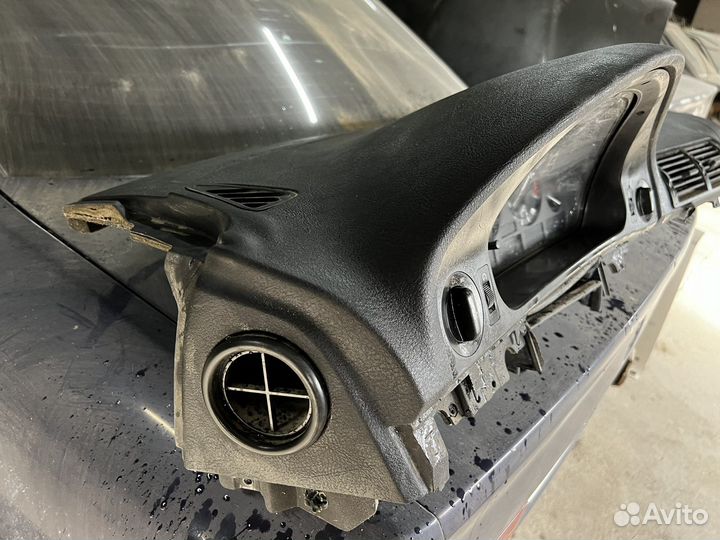 Панель торпеда bmw e39