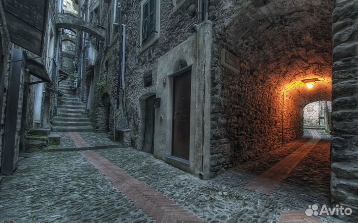 Оригинальные постеры