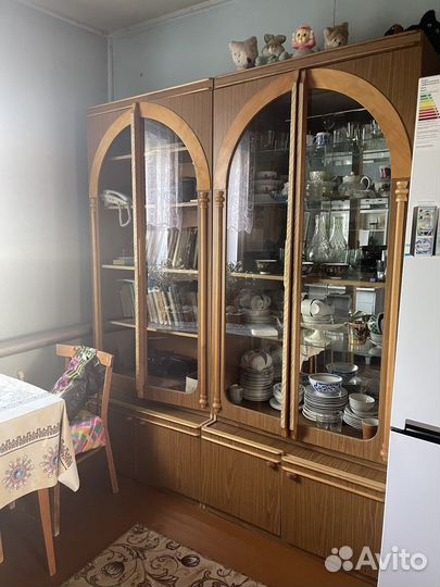 Сервант стенка