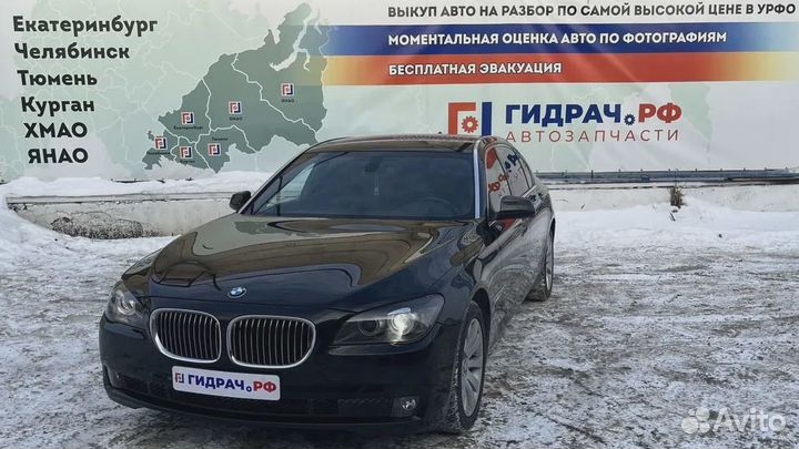 Стекло двери задней левой (форточка) BMW 7-Series