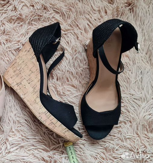 Босоножки женские 38 размер