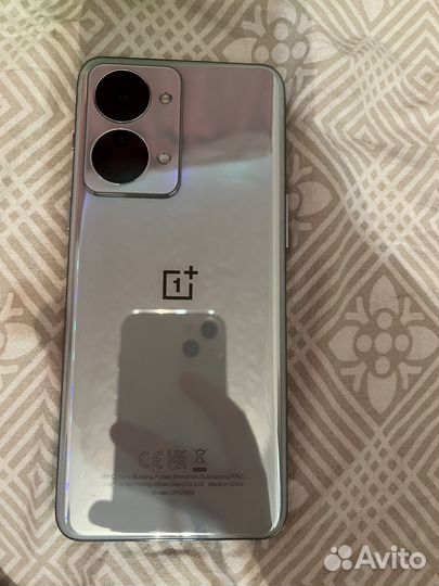 Телефон OnePlus Nord 2T