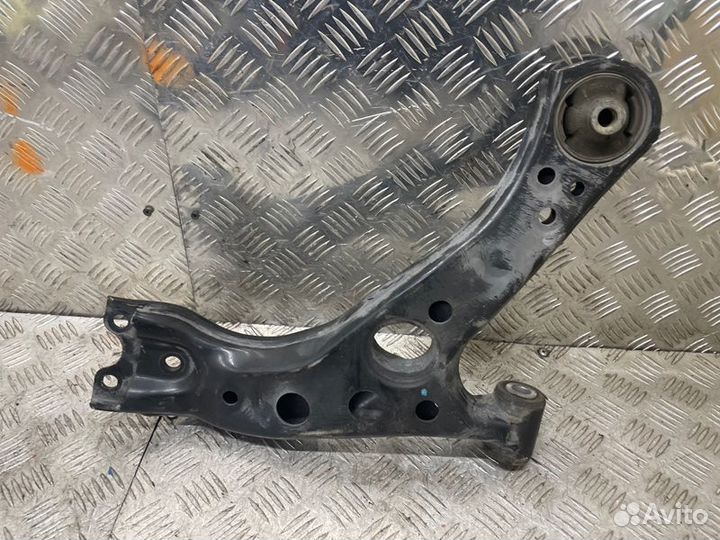 Рычаг подвески передний левый Toyota C-Hr