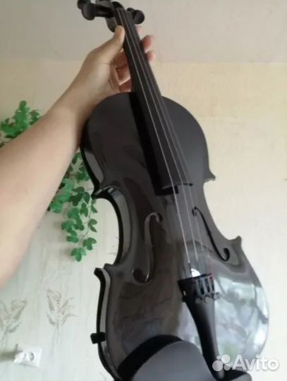 Новая скрипка 4/4 antonio lavazza черная
