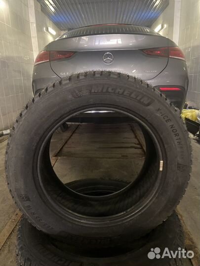 Michelin X-Ice North 4 SUV 235/60 R18 и 255/55 R18