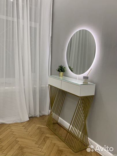 Аренда места для бровиста или визажиста