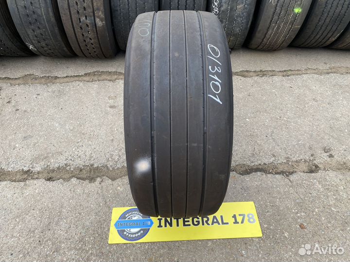 Прицепная шина бу 385 55 22 5 Goodyear арт.0/3101