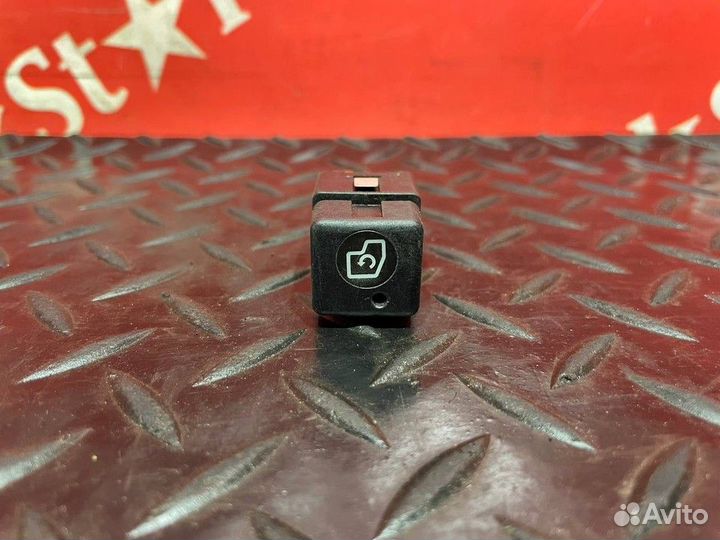 Кнопка рециркуляции воздуха