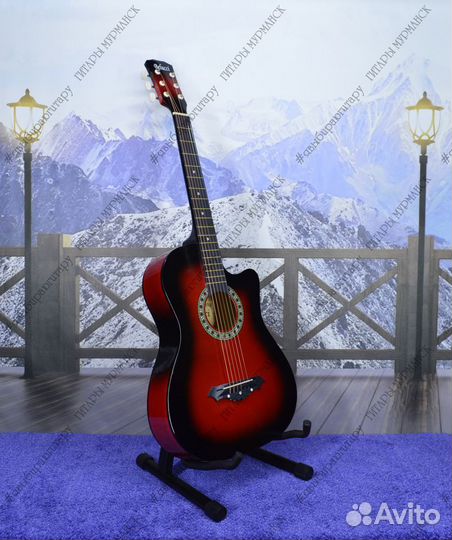 Гитара (новая) глянцевая, в заводской коробке