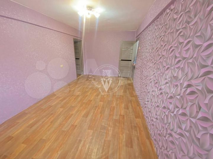 2-к. квартира, 45 м², 1/5 эт.