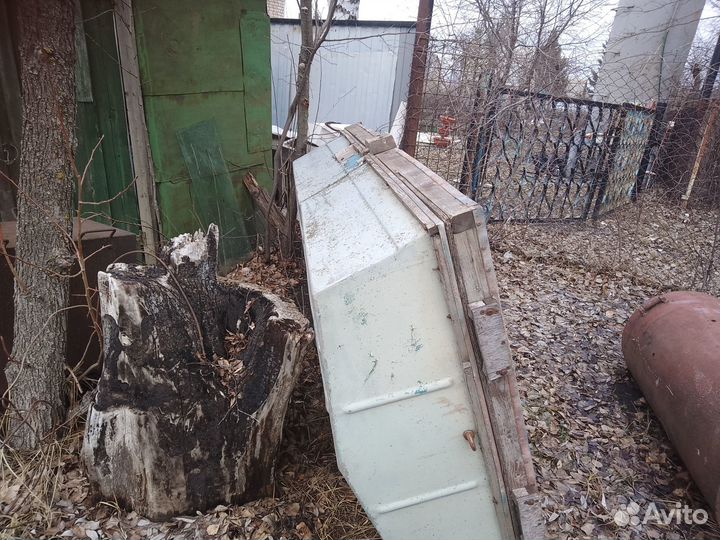Продаю лодку