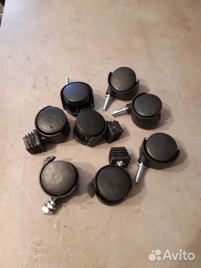 Мебельные колесики в ассортименте