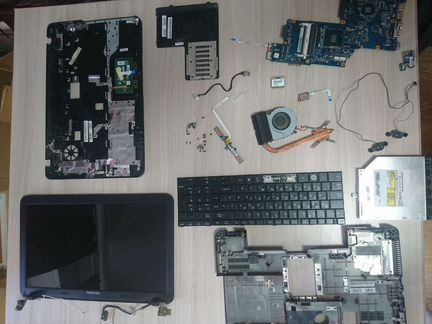 Ноутбук Toshiba satellite C850-D4K