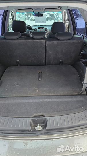 Kia Carens 2.0 AT, 2011, 198 000 км