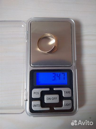 Мужская золотая печатка