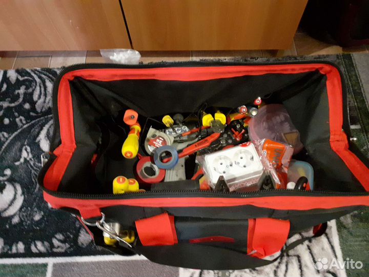 Услуги электрика электромонтаж электрик частник