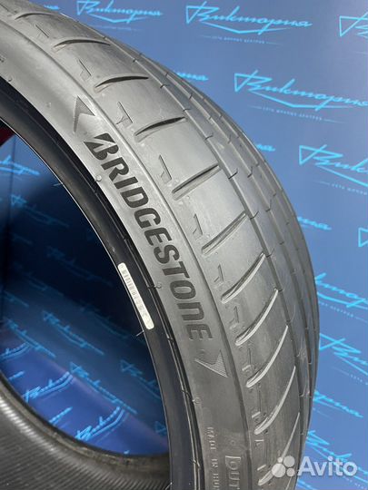 Bridgestone Potenza Sport 245/35 R21 и 275/30 R21 98Y