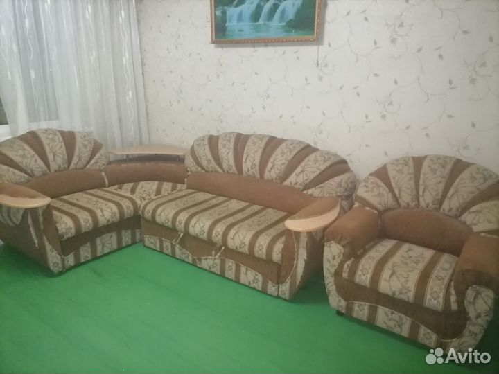 Угловой диван с креслом бу