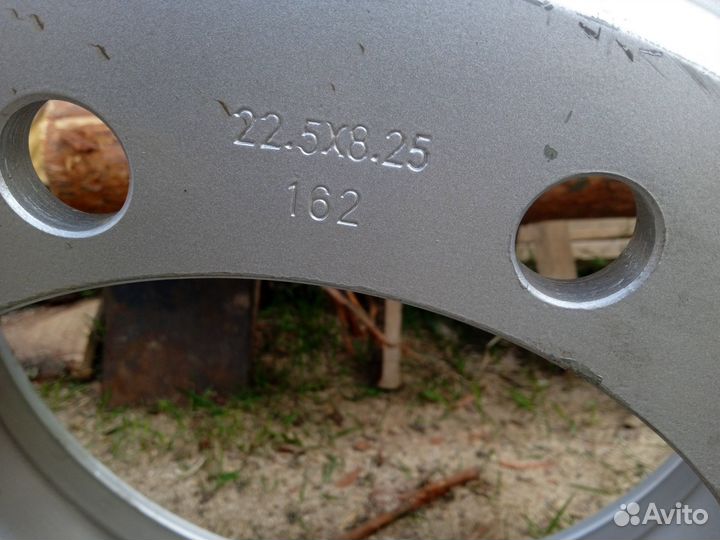 Диски колёсные 22,5