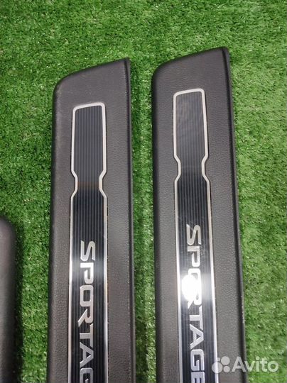 Накладки порогов комплект KIA Sportage 3 (SL) 2012