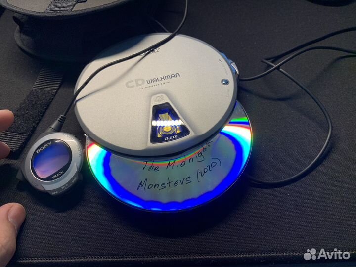 CD плеер Sony CD Walkman D-E01