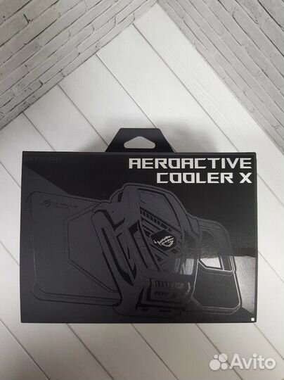 Кулер Asus ROG AeroActive Cooler X