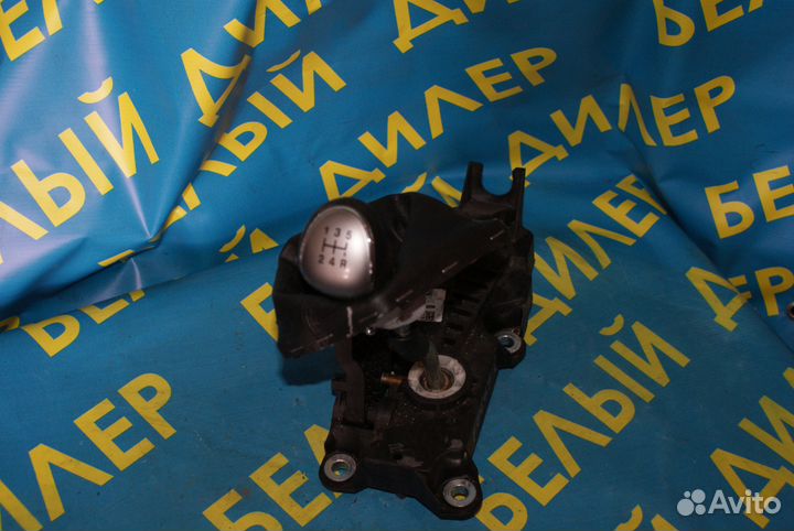 Рычаг кронштейн кпп Ford Focus 2