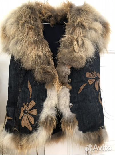 Жилет джинсовый женский с натуральным мехом