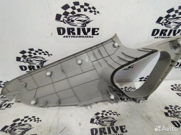 Пластик стойки правый Toyota Prius ZVW30 2ZR-FXE