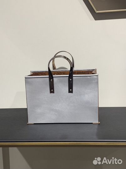 Подставка для цветов/ декор