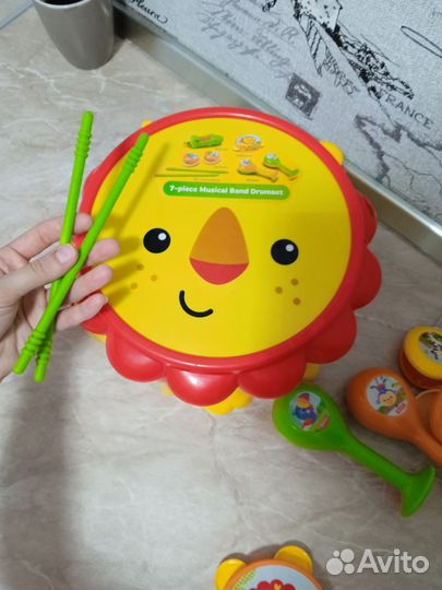 Музыкальные инструменты fisher price