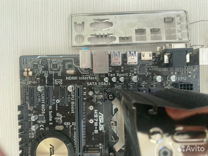Материнская плата Asus H97M-E