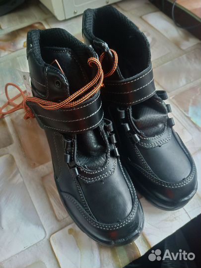 Ботинки осенние 40