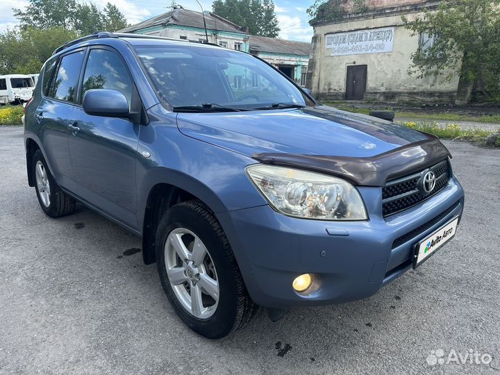 Toyota RAV4 2.0 AT, 2008, 330 000 км