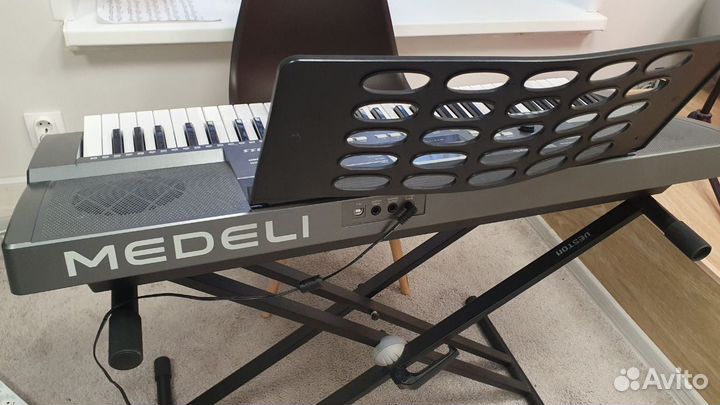 Синтезатор Medeli M311, 61 клавиша