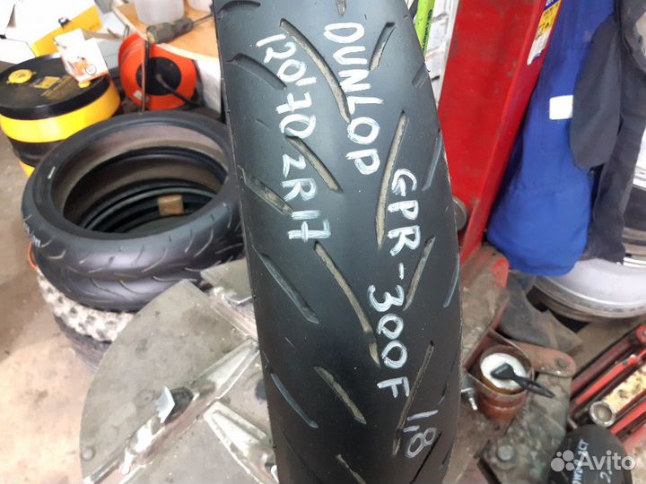 Dunlop GPR-300F 120/70/17 R17