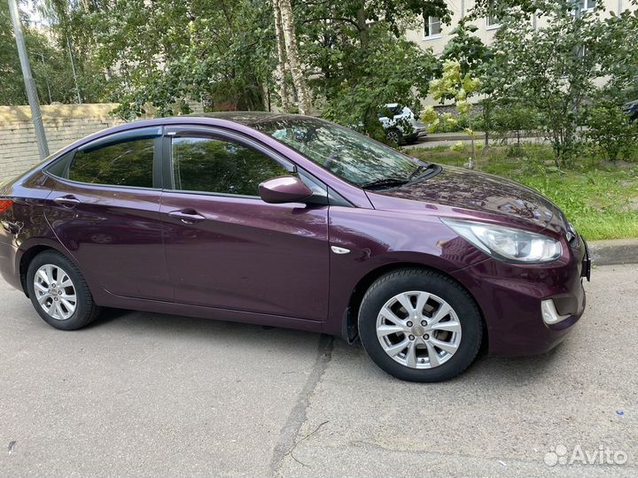 Hyundai Solaris 1.4 AT, 2012, 167 000 км