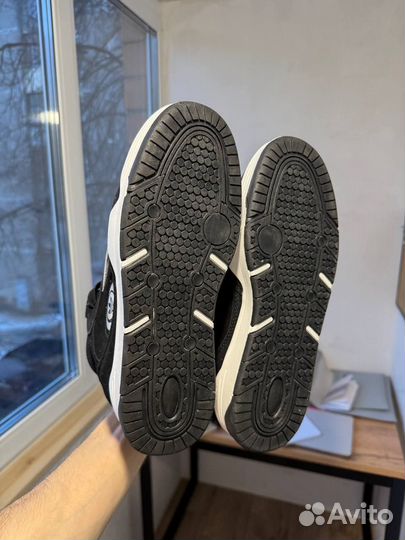 Утепленные кроссовки Adidas