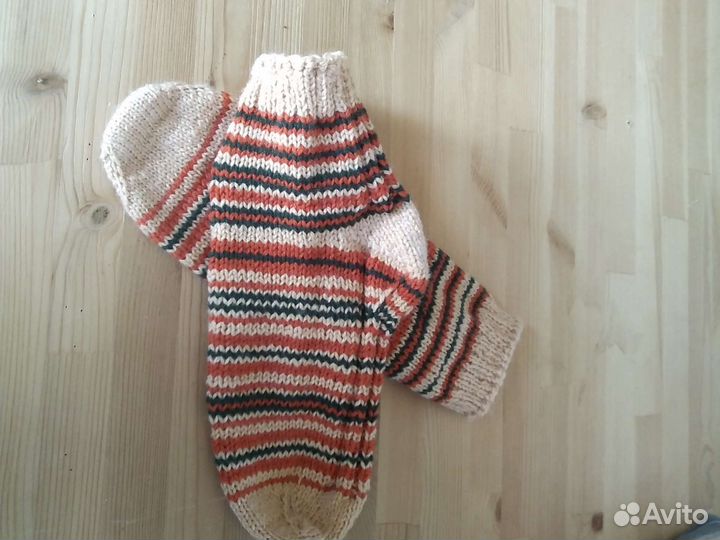 Носки ручной работы