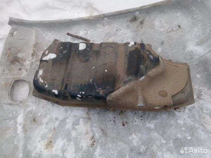 Бензобак Hyundai Solaris G4FA 2011