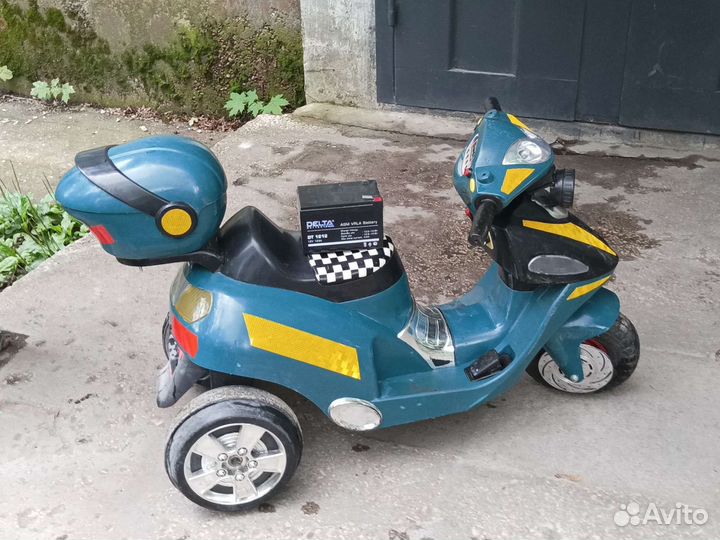 Мопед скутер
