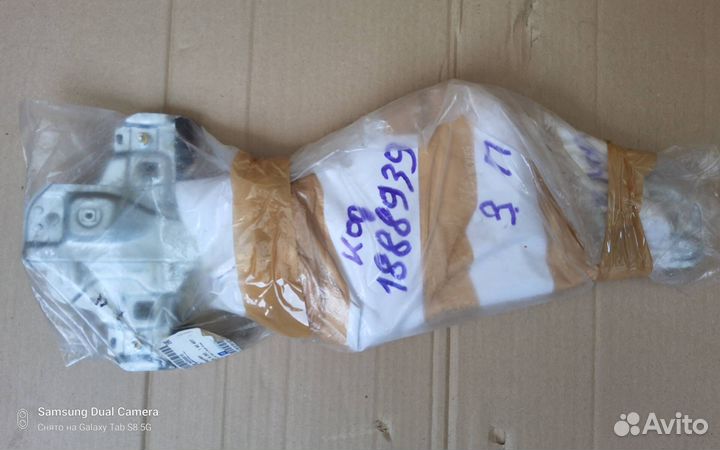 Моторчик заднего правого стеклоподъемника Opel Mok