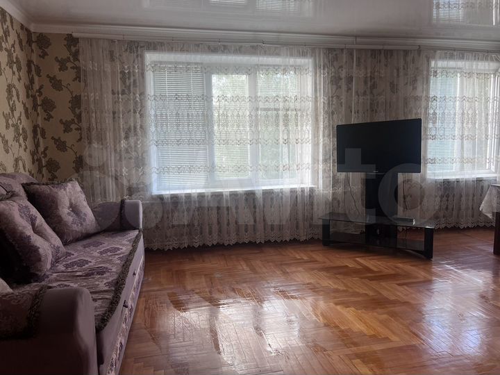 3-к. квартира, 73,7 м², 3/5 эт.