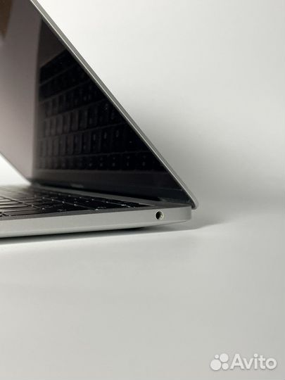 MacBook Air (13-inch, 2018) 16GB/256GB Silver