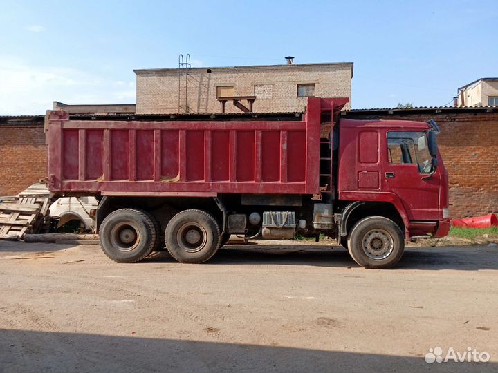 Самосвал 25 тн и фронтальный погрузчик ковш 1.8м3