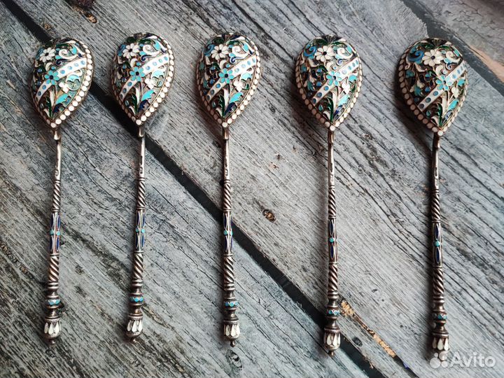 Серебряные ложки Петр Милюков эмаль 84 проба