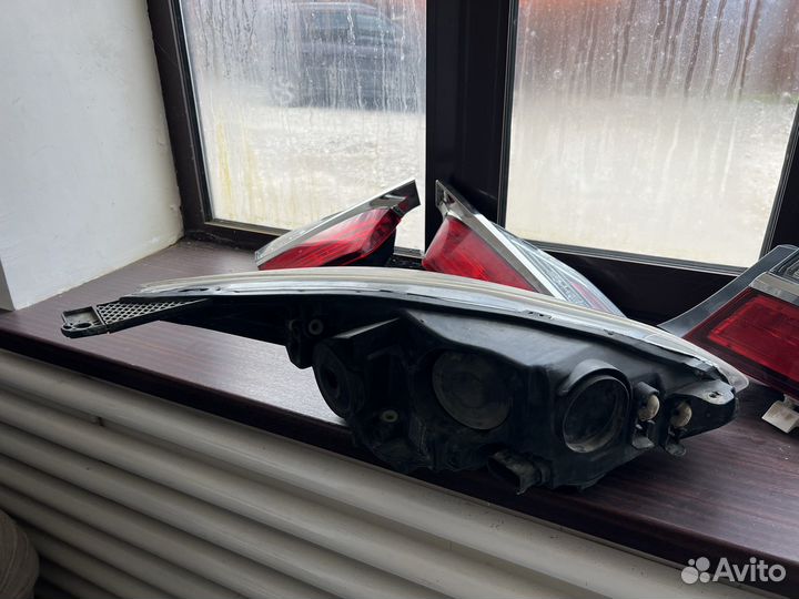 Фары стопы Камри Форд