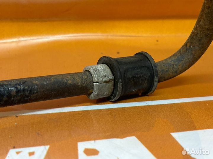 Стабилизатор задний Toyota Camry